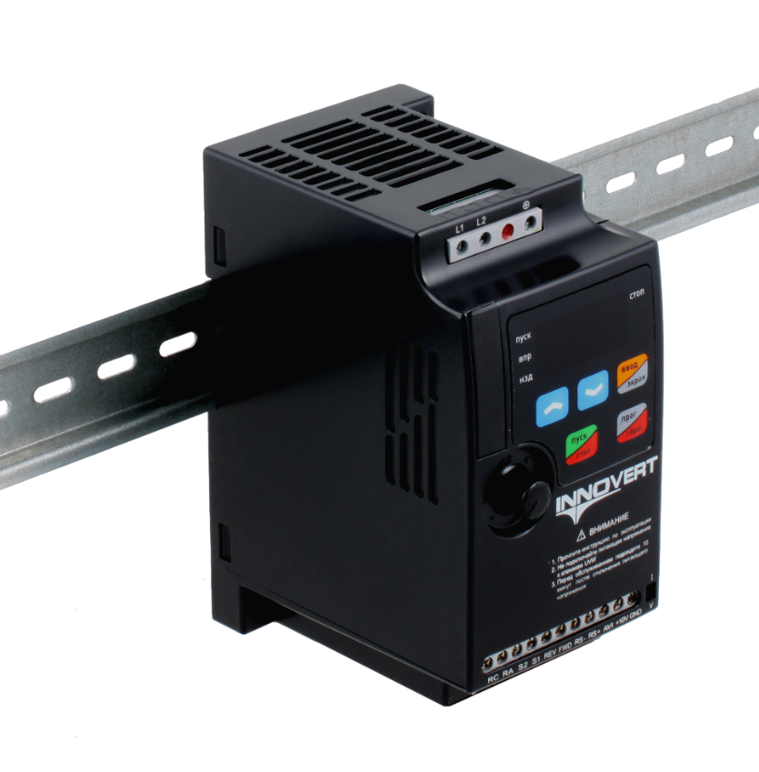 Преобразователь частоты INNOVERT ISD mini plus ISD091M21E, 0,09кВт, 220В, 0.7 А